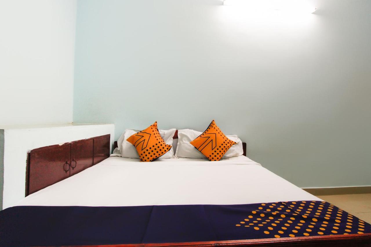 Spot On 63783 Rehoboth Guest House Tiruchchendūr Екстериор снимка